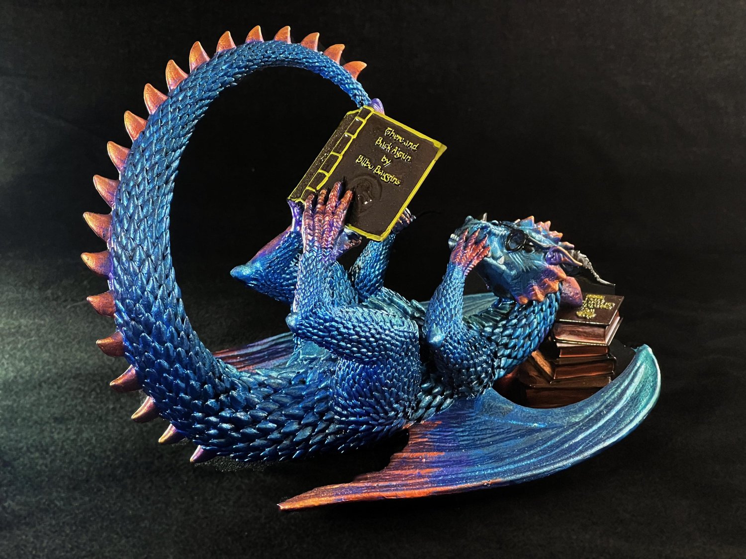 Reading+Dragon+Left+Side+Blue.